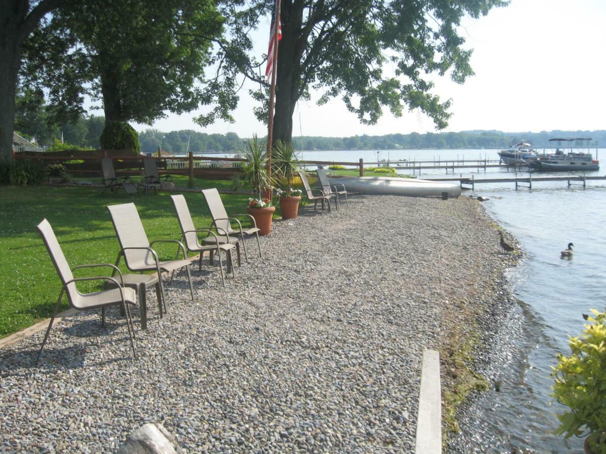 Serenity On The Lake Auburn Exterior foto